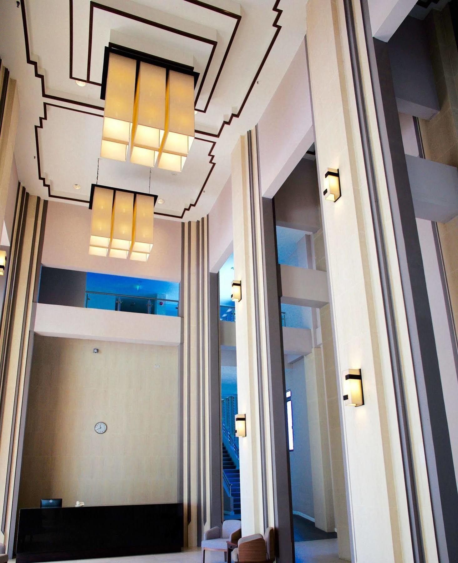 צ'ון בורי J. Park Hotel מראה חיצוני תמונה